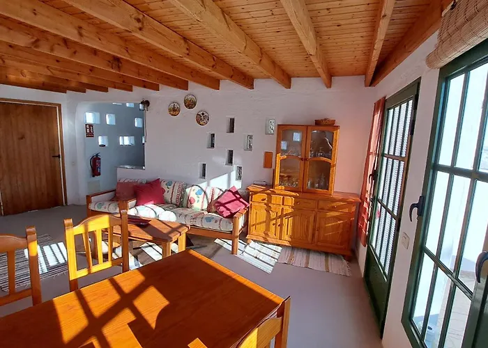 Captivating 2-Bedroom House \'Pajar\' Finca Vistamar